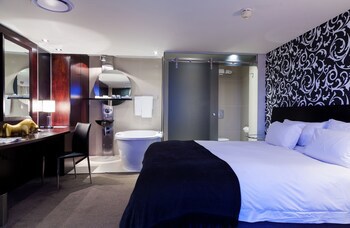 Colosseum Luxury Hotel