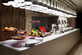Colosseum Luxury Hotel