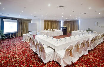 Global Towers Hotel & Apartments