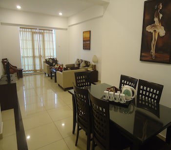 Global Towers Hotel & Apartments