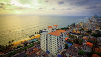 Global Towers Hotel & Apartments