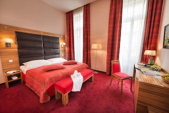 Ea Hotel Sonata
