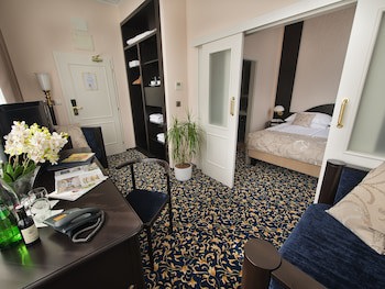 Ea Hotel Royal Esprit