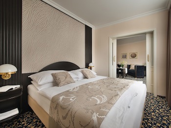 Ea Hotel Royal Esprit
