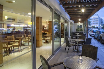 Manousos City Hotel fotoğrafı
