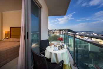Manousos City Hotel galeri fotoğrafı