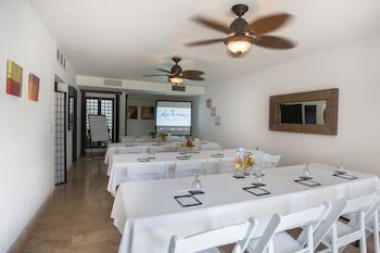 Las Terrazas Resort