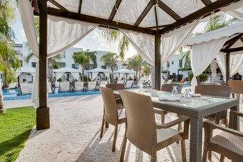 Las Terrazas Resort