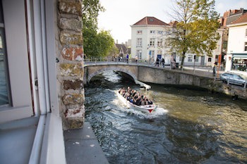 Canalview Hotel Ter Reien