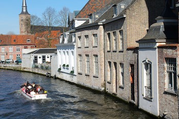 Canalview Hotel Ter Reien