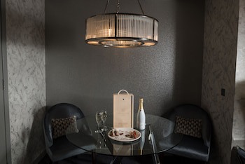 Radstone Hotel