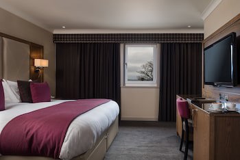 Radstone Hotel