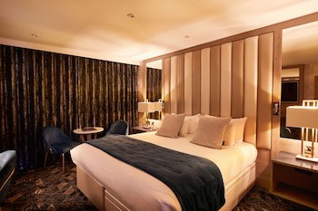 Radstone Hotel