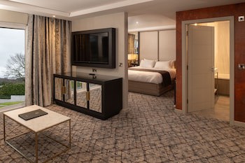 Radstone Hotel