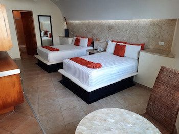 Artisan Family Hotels And Resorts Playa Esmeralda