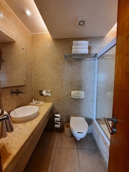Artisan Family Hotels And Resorts Playa Esmeralda