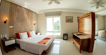 Artisan Family Hotels And Resorts Playa Esmeralda