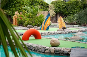 Artisan Family Hotels And Resorts Playa Esmeralda