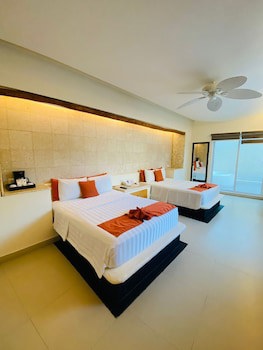 Artisan Family Hotels And Resorts Playa Esmeralda