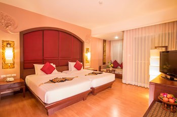 Grand Pacific Sovereign Resort & Spa
