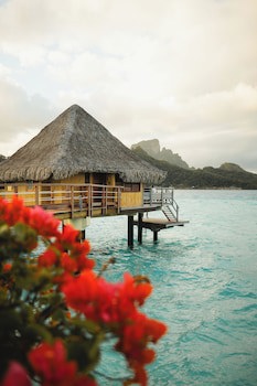 Intercontinental Le Moana Resort Bora Bora, An Ihg Hotel