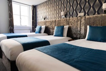 George Hotel