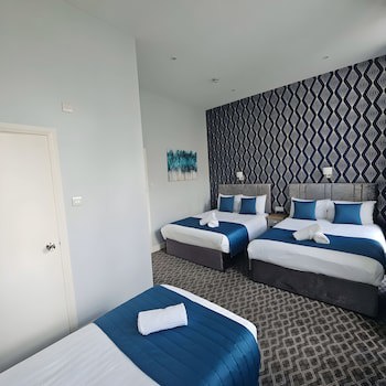 George Hotel
