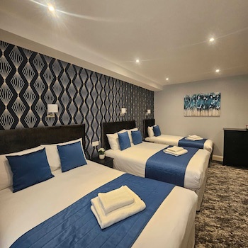 George Hotel