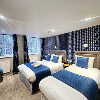 George Hotel