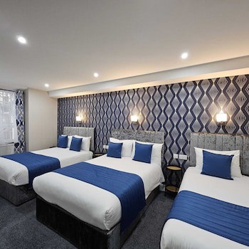 George Hotel