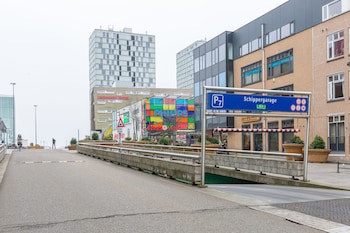Leonardo Hotel Almere City Center