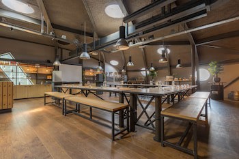 Leonardo Hotel Almere City Center