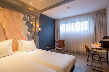 Leonardo Hotel Almere City Center