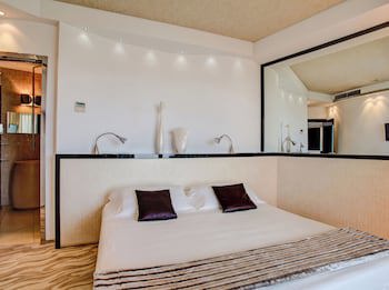 Hotel Premier & Suites galeri fotoğrafı