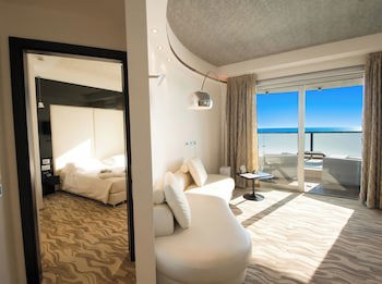 Hotel Premier & Suites galeri fotoğrafı