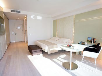 Hotel Premier & Suites fotoğrafı