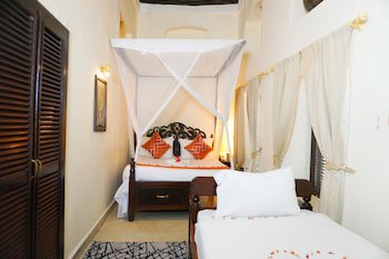 Al Johari Hotel & Spa