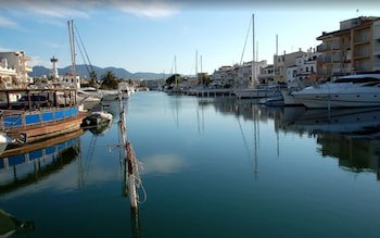 Xon's Platja Aparthotel