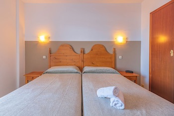 Xon's Platja Aparthotel