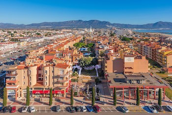 Xon's Platja Aparthotel