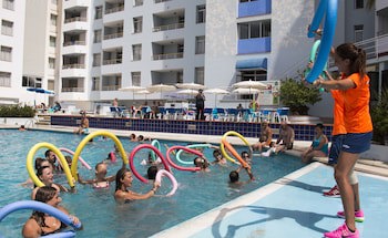 Xon's Platja Aparthotel
