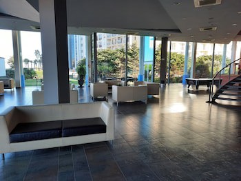 Xon's Platja Aparthotel