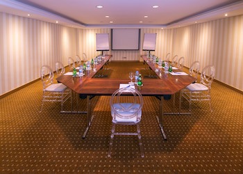 Al Jahra Copthorne Hotel & Resort