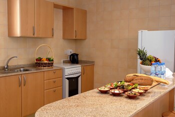 Al Jahra Copthorne Hotel & Resort
