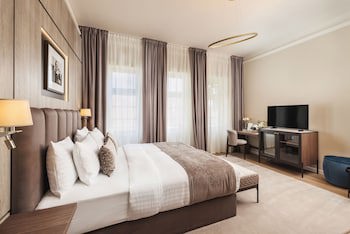Anna Grand Hotel