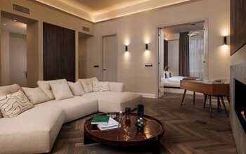 Anna Grand Hotel