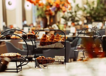 Anna Grand Hotel