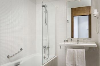 Exe Barcelona Gate