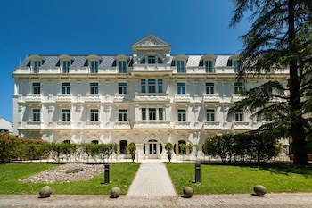 Castilla Termal Balneario De Solares