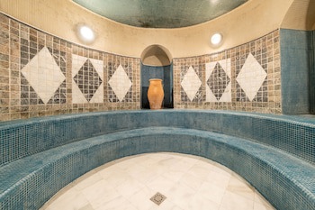 Castilla Termal Balneario De Solares